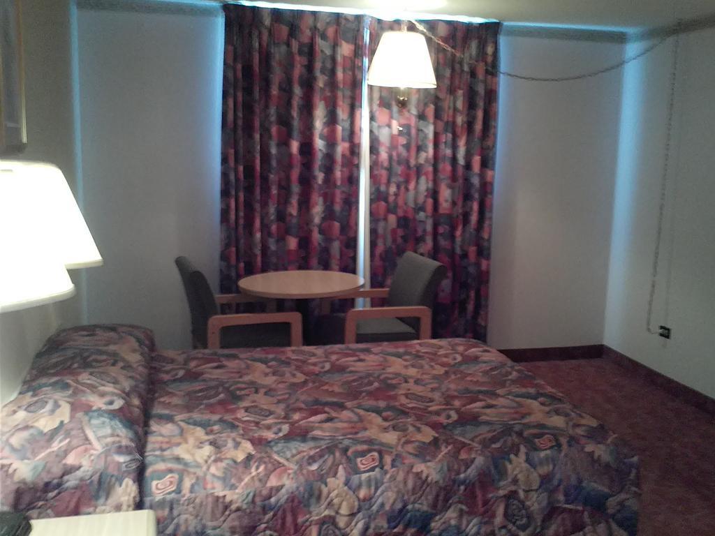 Empire Inn 布兰登 外观 照片