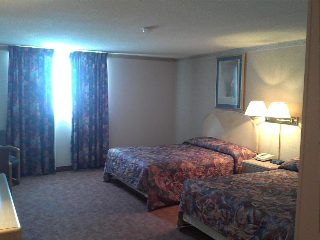 Empire Inn 布兰登 客房 照片